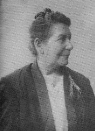Mrs Anna (born Busch) Dieterlen